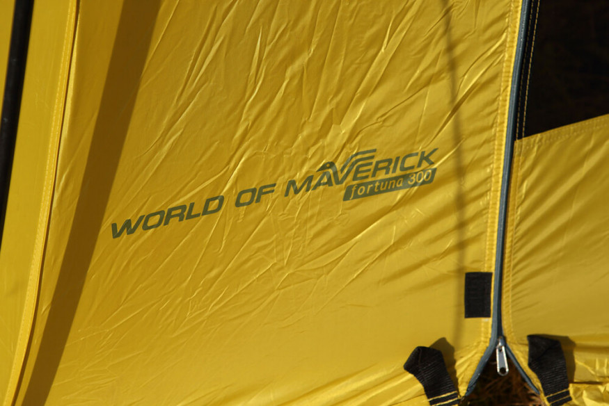 Шатер-автомат Fortuna 300, Solar Control Premium, Maverick